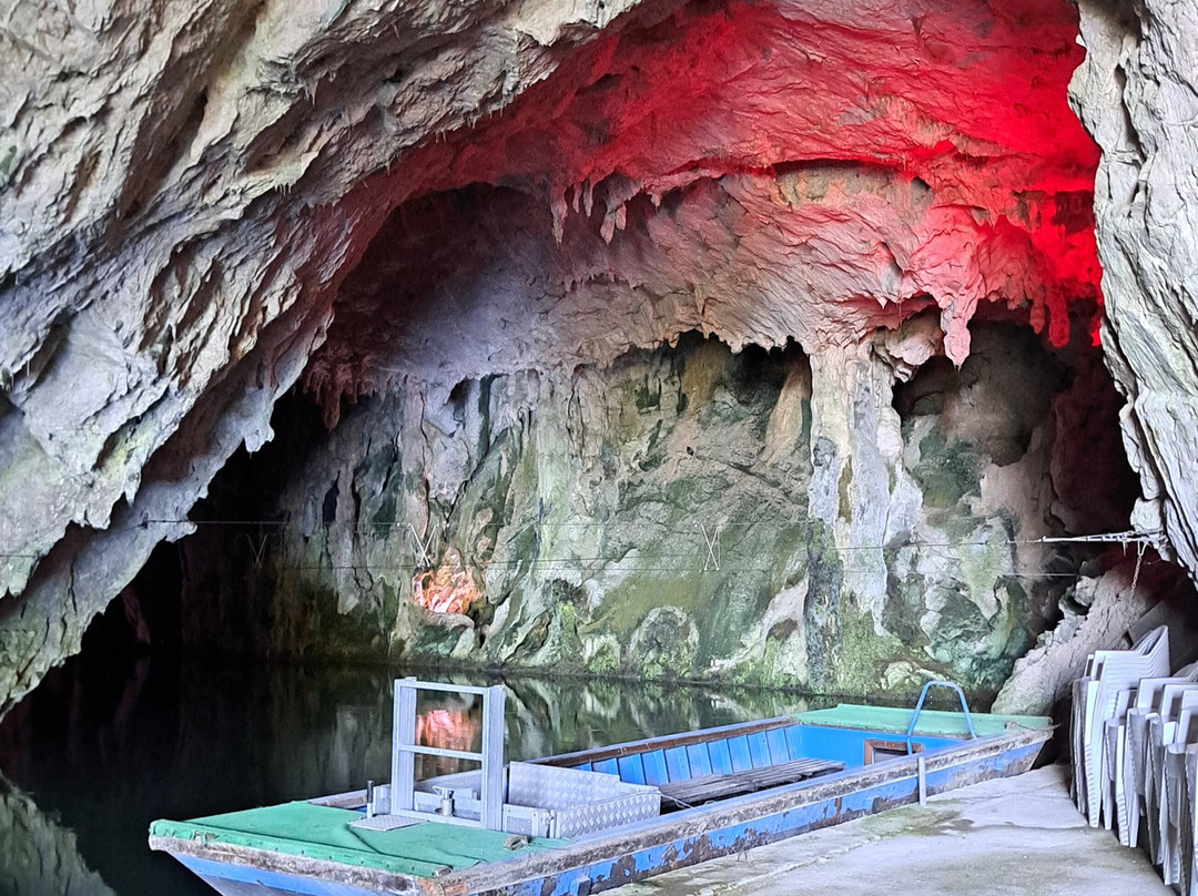 Grotte di Pertosa-Auletta-Pertosa必去景点