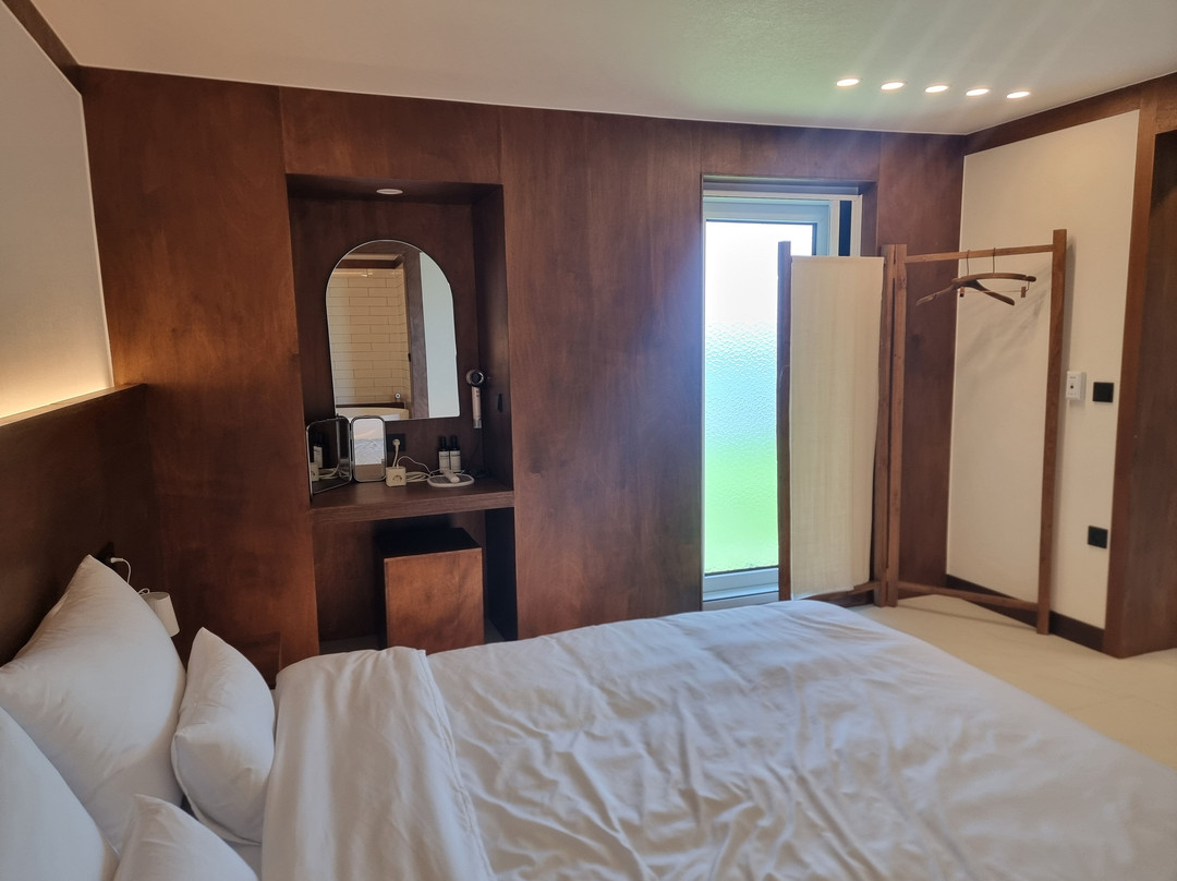 Sun Shine Pension