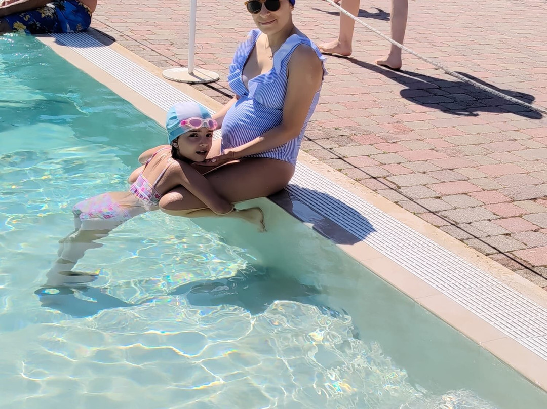 Sairon Village Pool And Beach主图