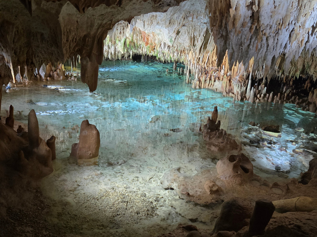 Cayman Crystal Caves-大开曼岛必去景点