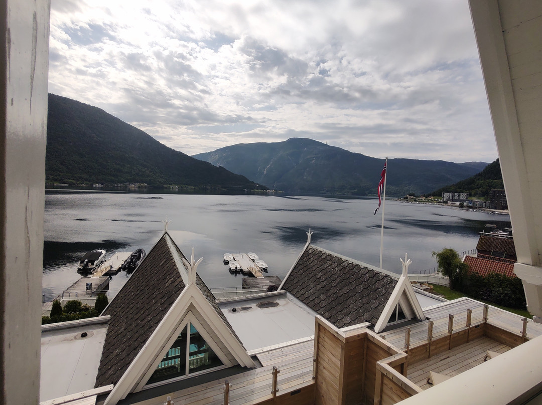 霍夫隆德峡湾酒店主图