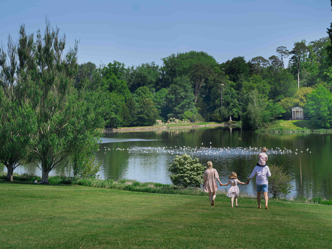 Bowood House & Gardens-Derry Hill必去景点