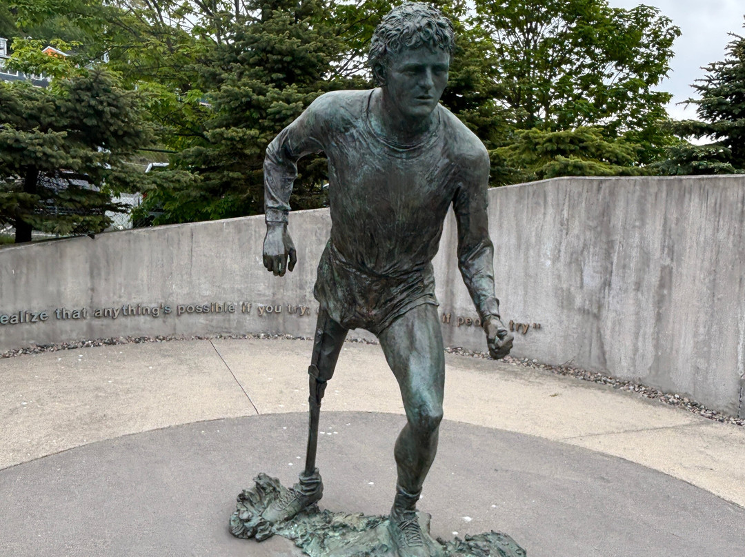 Terry Fox Monument-圣约翰必去景点