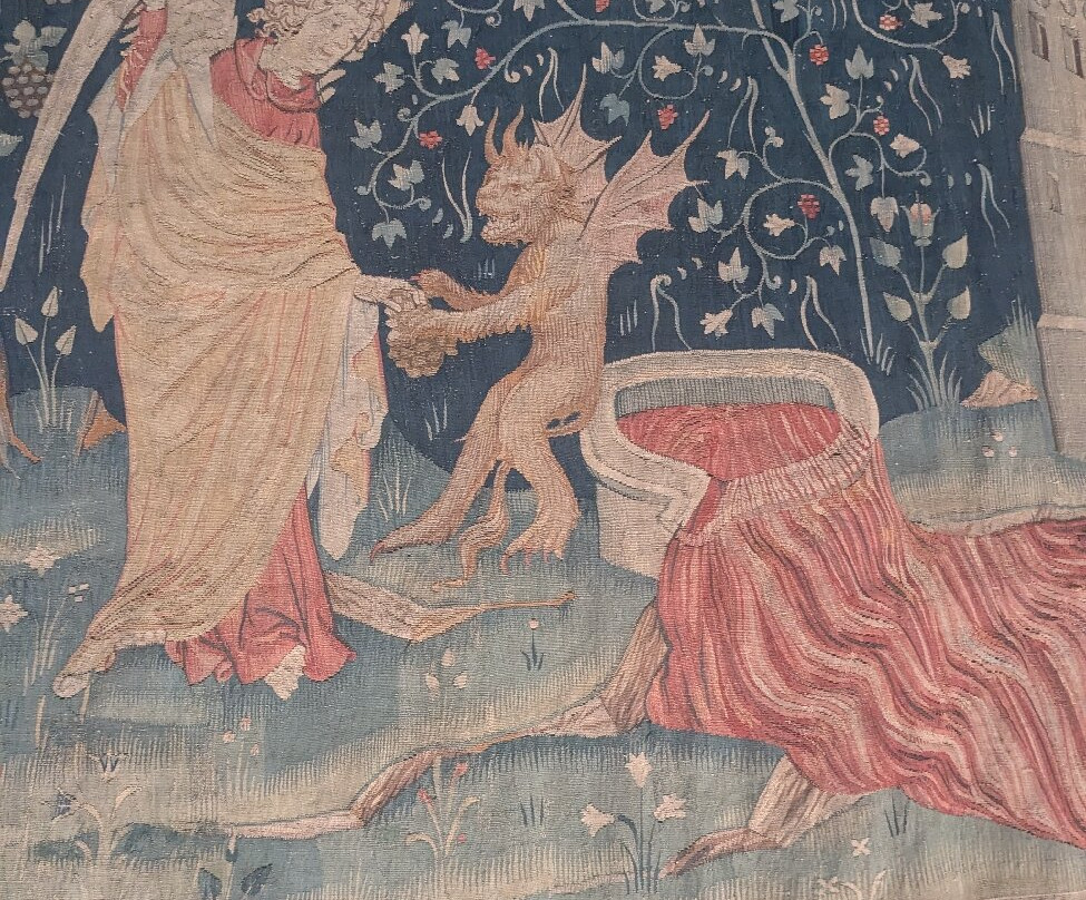 La Tapisserie De L'Apocalypse-昂热必去景点