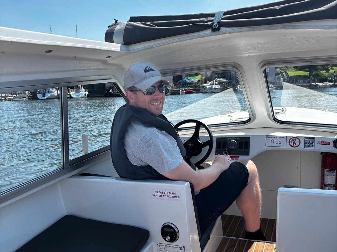 Bowness Bay Marina - Windermere Boat Hire-波尼斯-温德米尔必去景点