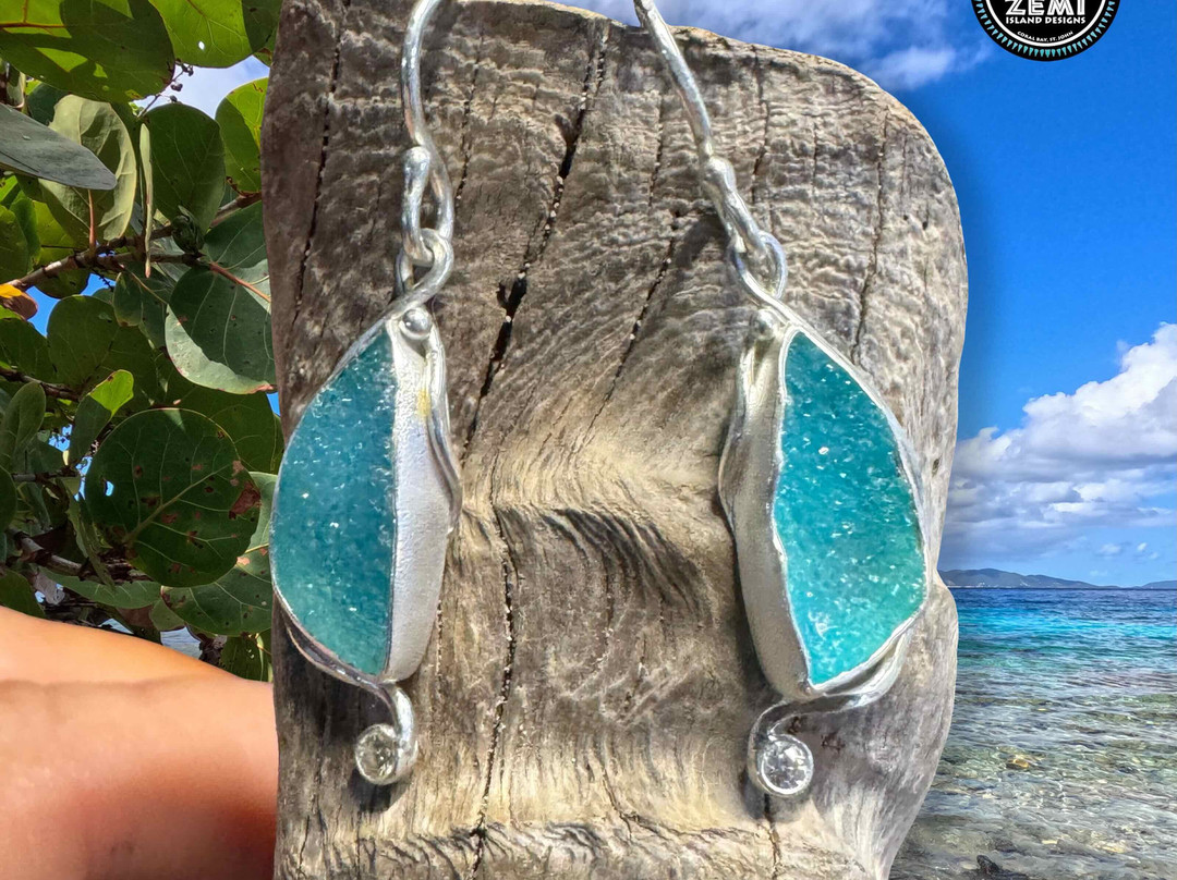 Zemi Island Designs-Coral Bay必去景点