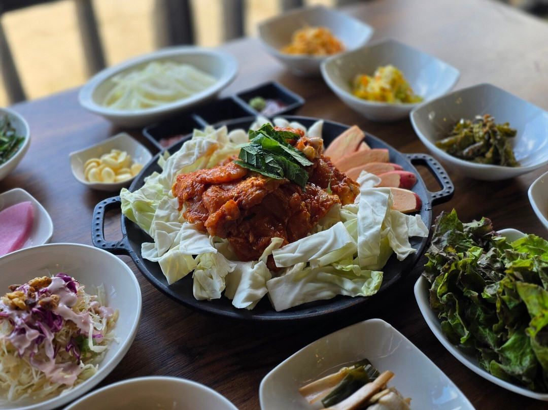 황금오리숯불닭갈비