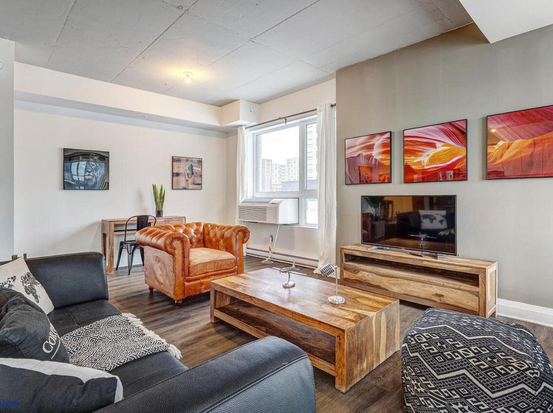 L'Equinox Modern Apartments by Corporate Stays