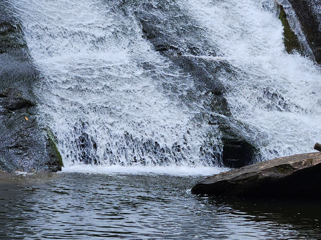 Jocassee Lake Tours-Salem必去景点