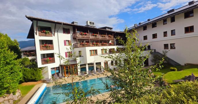 达斯艾本豪斯卡普伦酒店-旅行者
