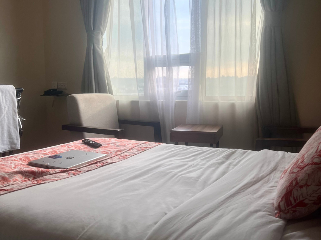 PrideInn 广场酒店主图