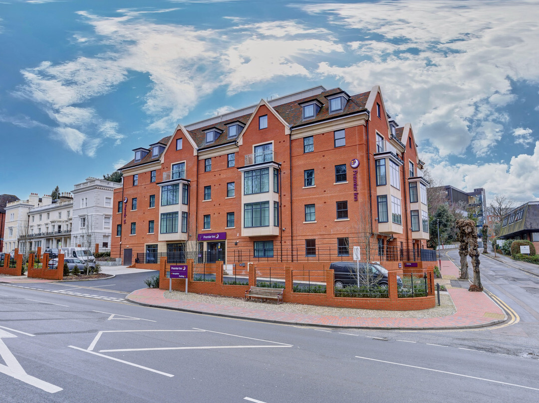 皇家滕布里奇韦尔斯酒店住宿-Premier Inn Royal Tunbridge Wells