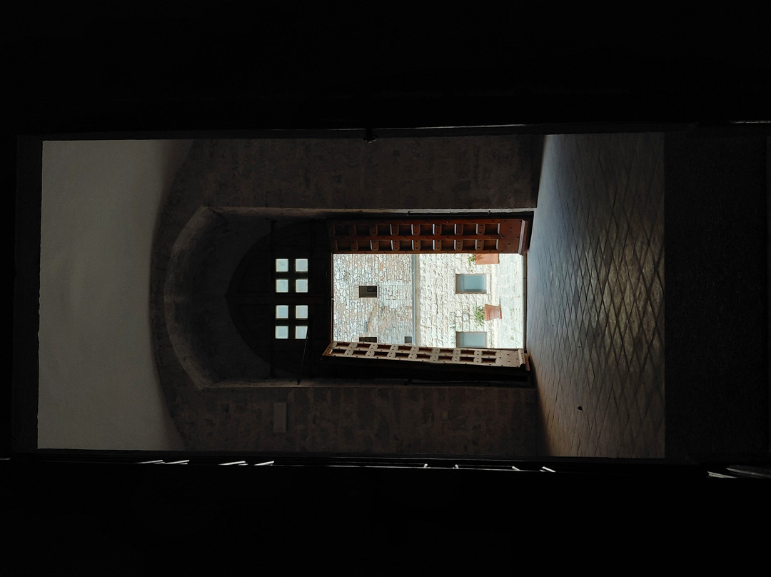 Monastero di Fonte Avellana-Serra Sant'Abbondio必去景点