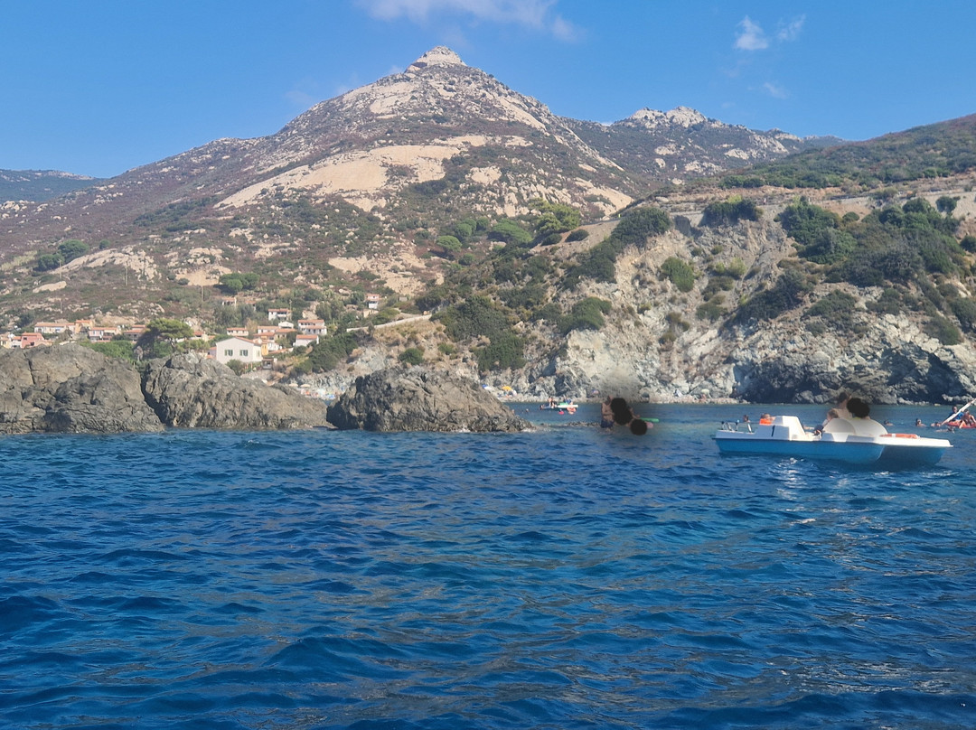 Spiaggia del Relitto-Pomonte必去景点