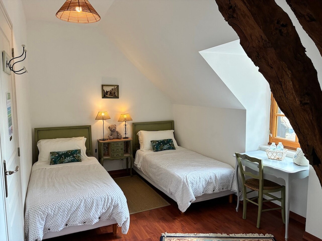 Saint-Calez-en-Saosnois酒店住宿-La Basse Cour B&B