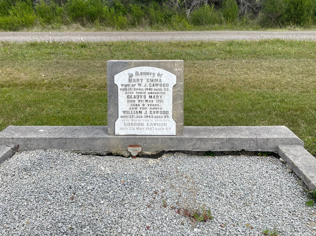 Apollo Bay Cemetery-Marengo必去景点