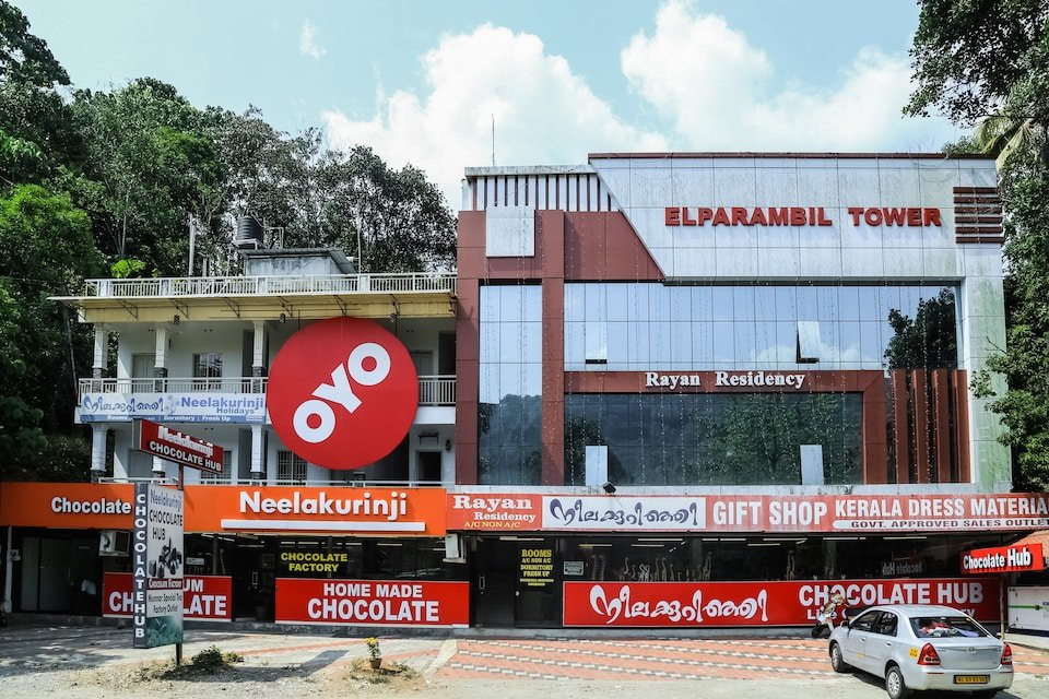 OYO 16617 Rayan Residency