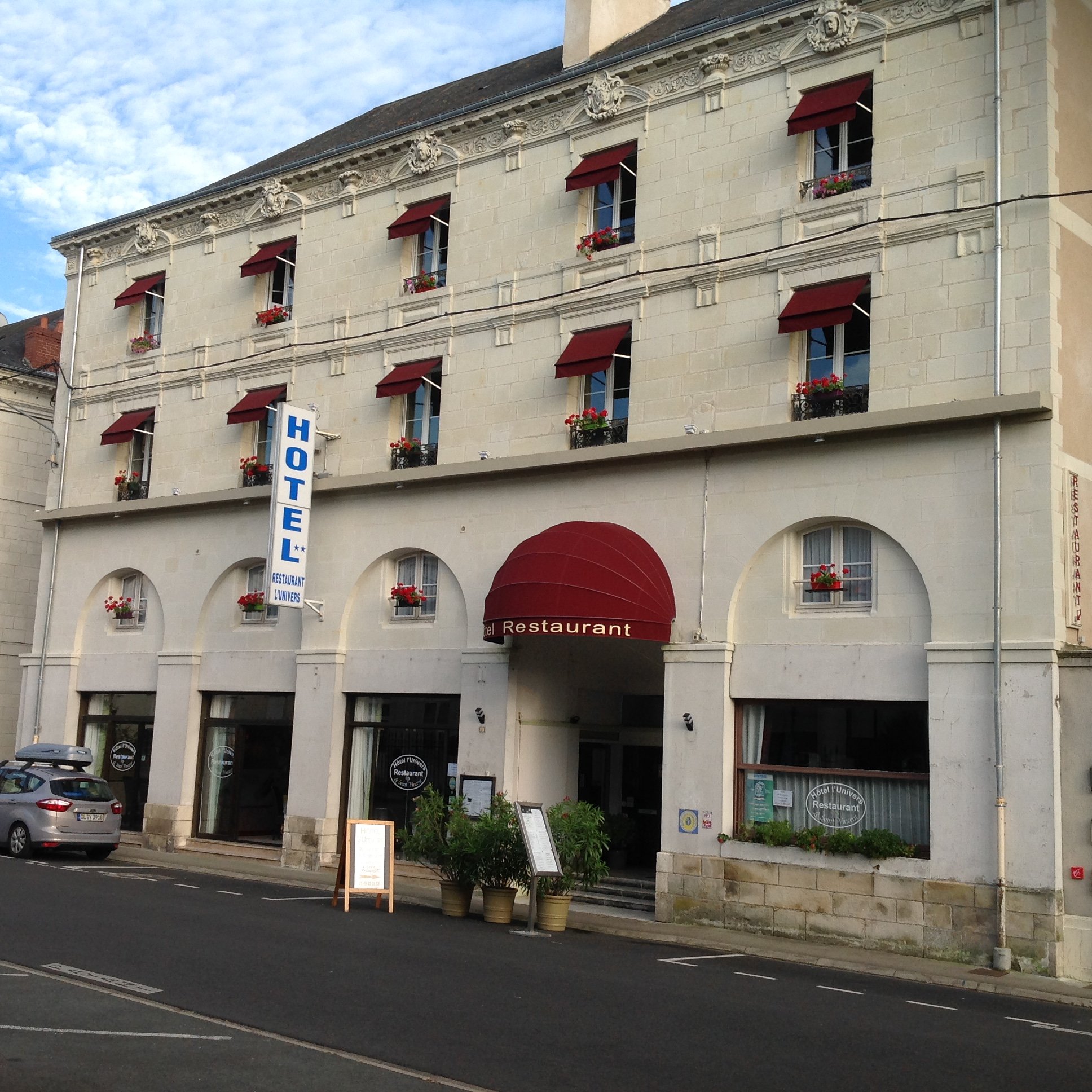 Hotel l’Univers-官方