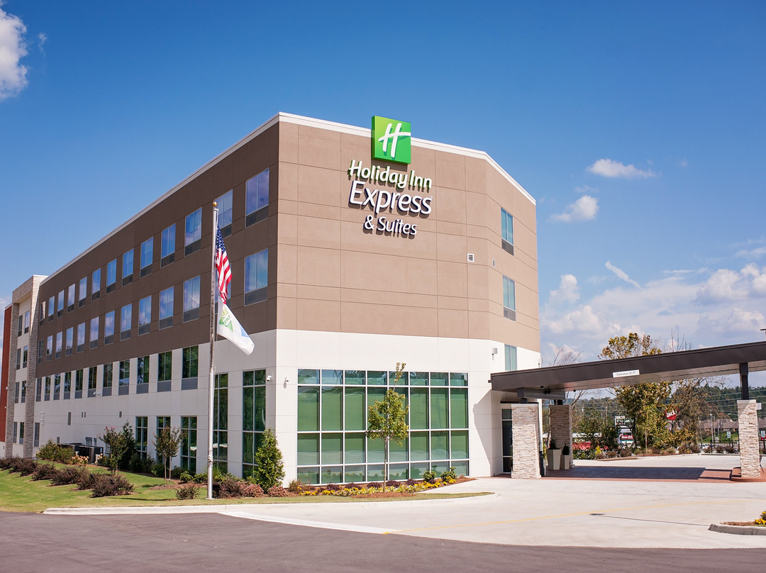 Holiday Inn Express & Suites Birmingham North - Fultondale By IHG主图