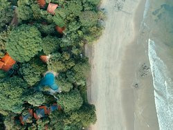 Capitán Suizo Beachfront Boutique Hotel主图