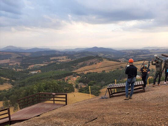 Mega Tirolesa-佩德拉贝拉必去景点