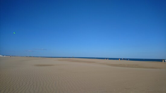 Plage des Chalets-Gruissan必去景点
