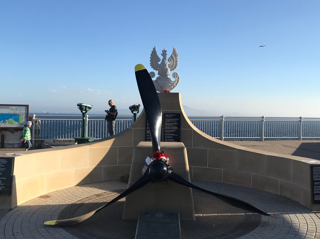 Sikorski Memorial