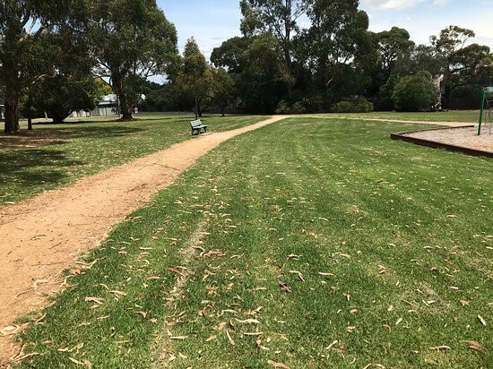 Mary Checkley Reserve-Leongatha必去景点