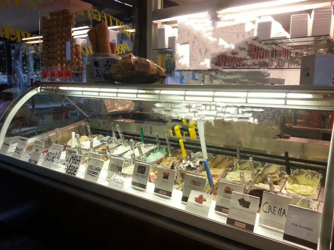 Strambino餐馆和美食-La Bottega del Gelato