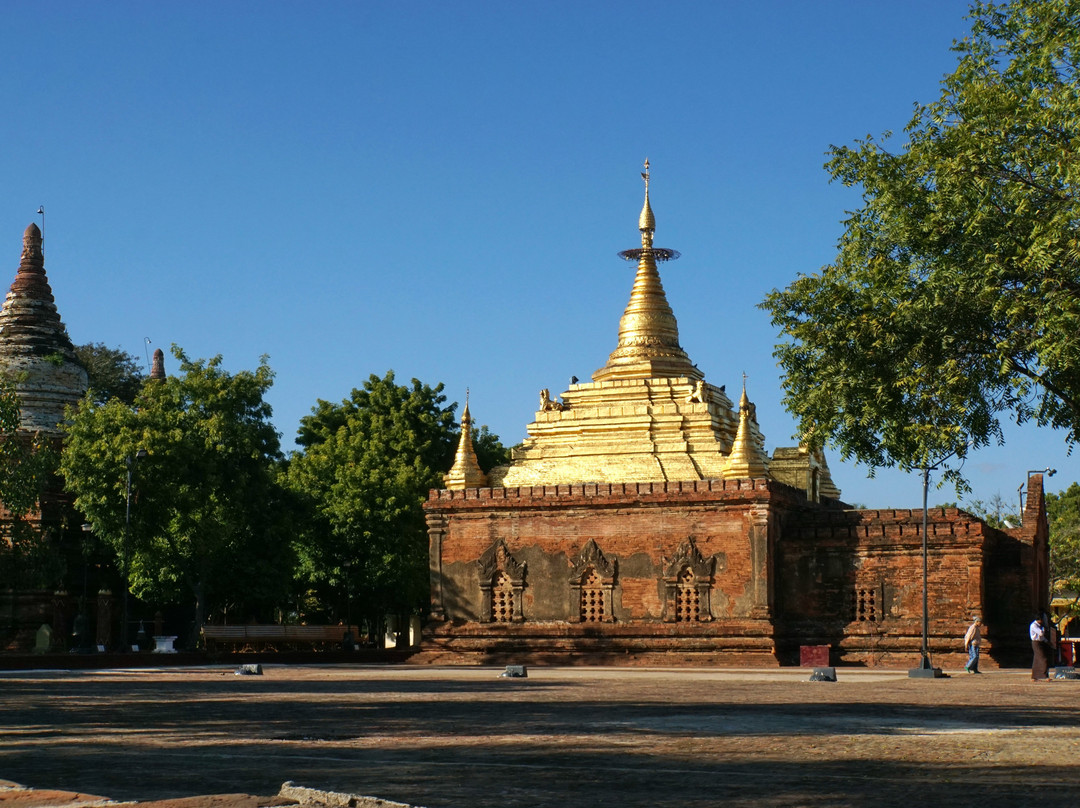Alo-daw Pyi Pagoda-蒲甘必去景点