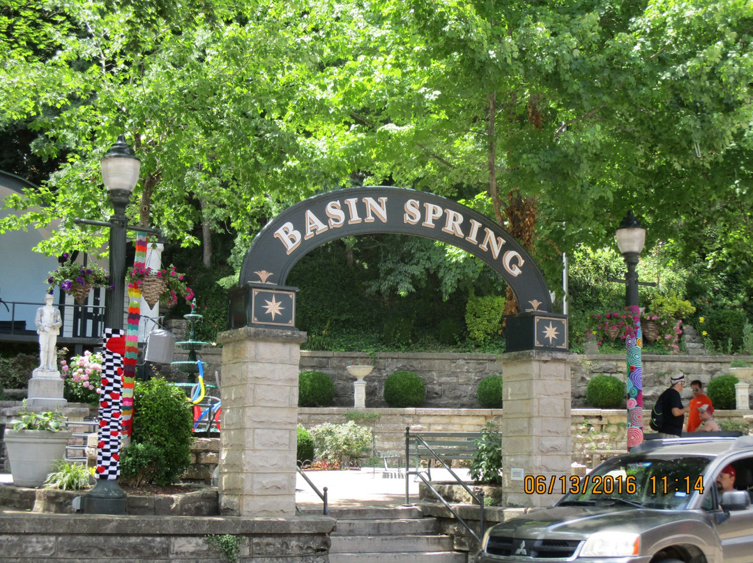 Basin Spring Park景点图片