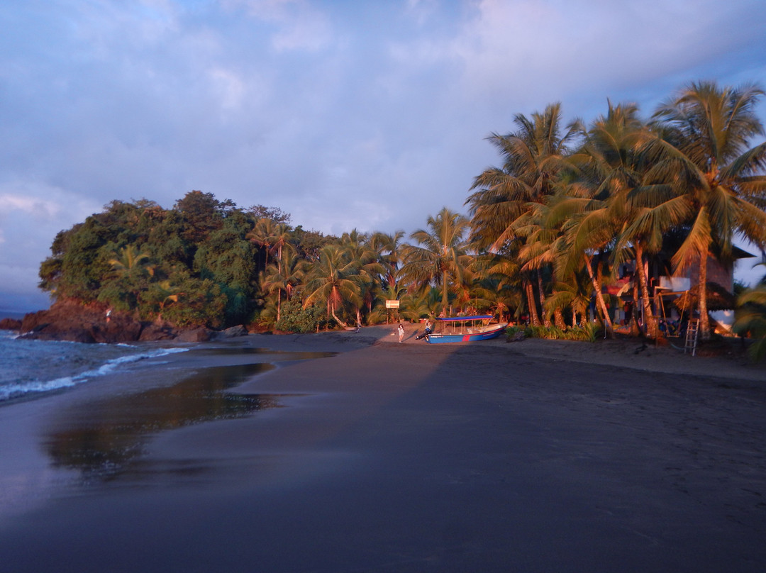 Playa De Guachalito景点图片