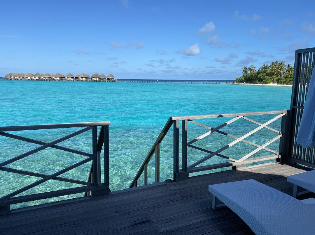 安嘎嘎岛度假村主图