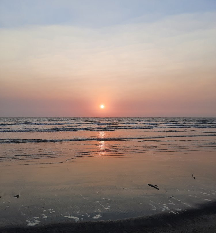 Versoli Beach景点图片