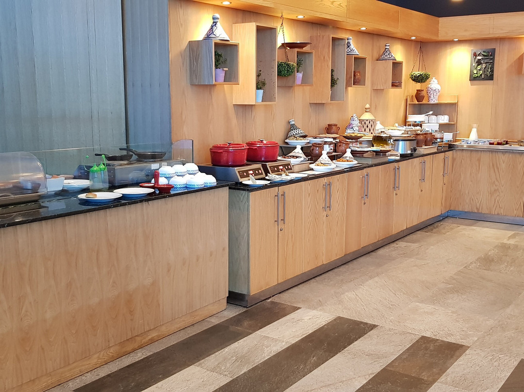 里夫纳多美居酒店主图