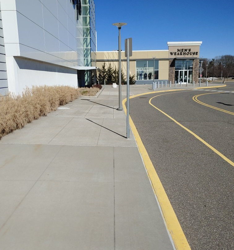 Westfield South Shore-Bay Shore必去景点