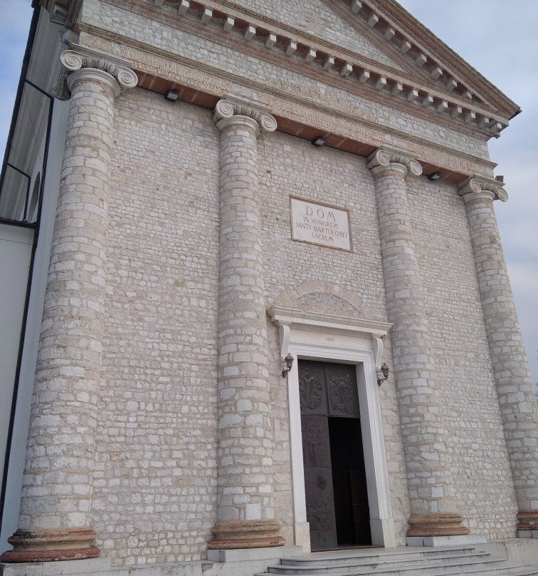 Parrocchia San Bartolomeo Apostolo景点图片