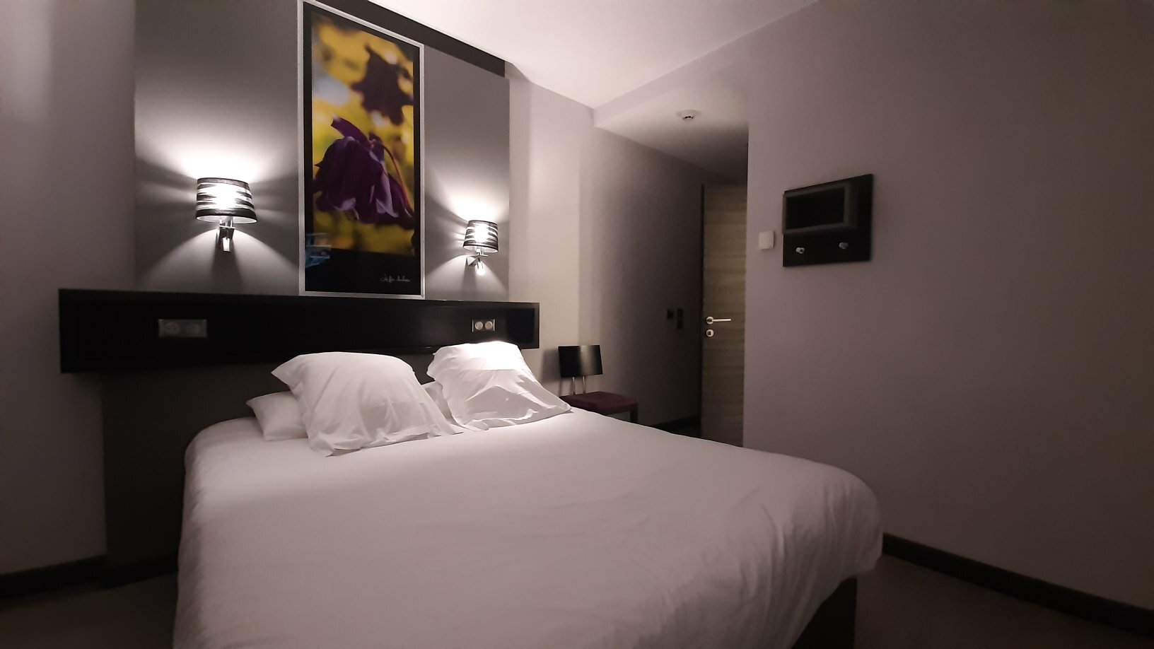 Logis Hôtel le Cheval Rouge-官方