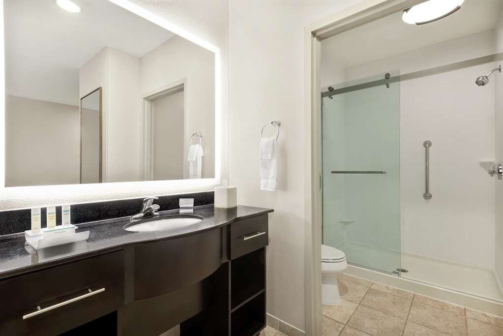 Homewood Suites by Hilton Fort Wayne主图