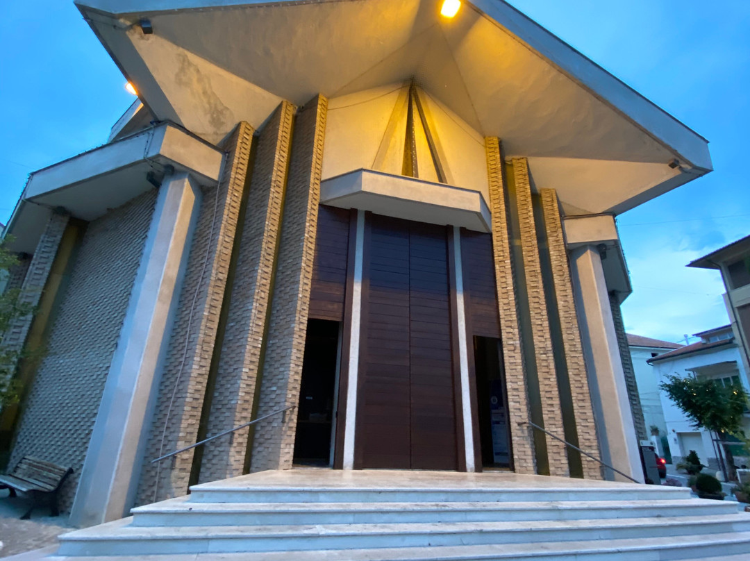 Santuario del SS. Crocifisso-努马纳必去景点