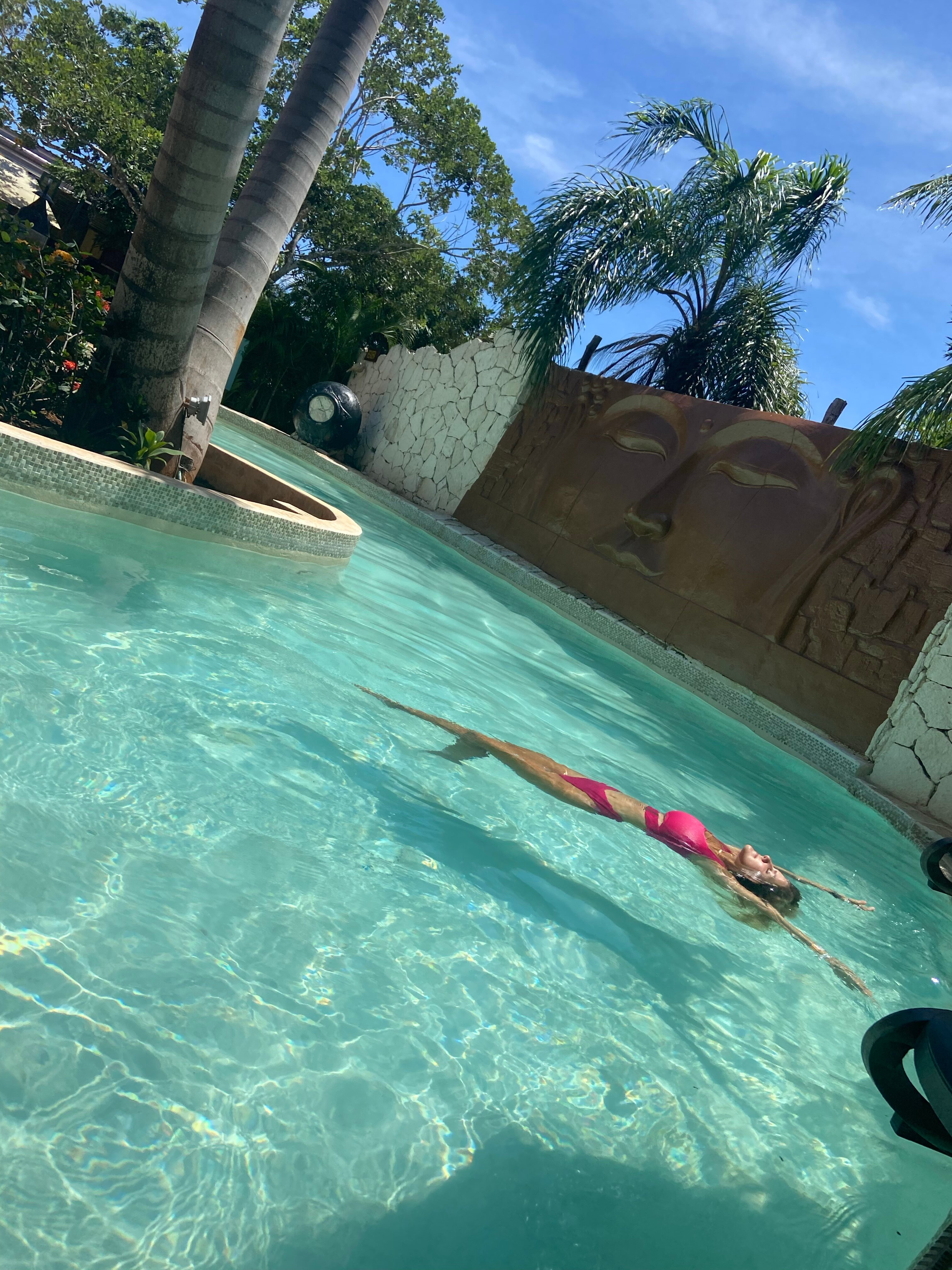 Serenity Authentic Glamping Tulum-泳池
