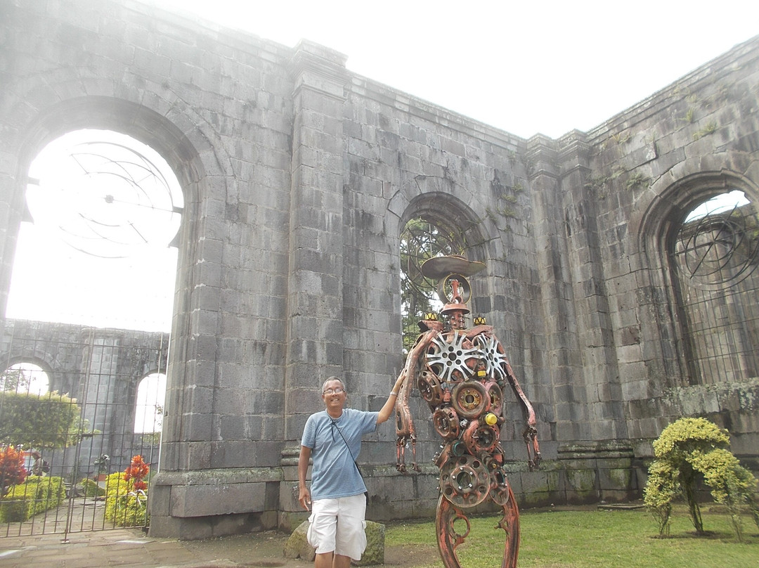 Santiago Apostol Parish Ruins景点图片