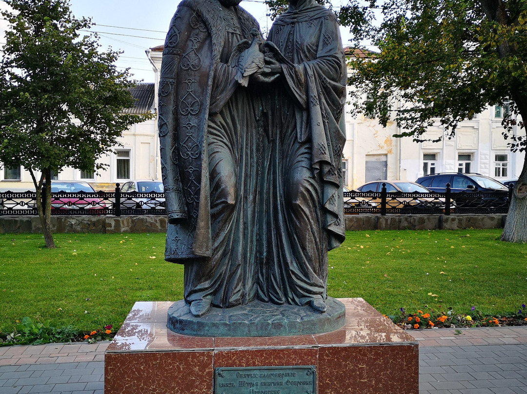 Monument to the Holy Blessed Peter and Fevronia-图拉必去景点