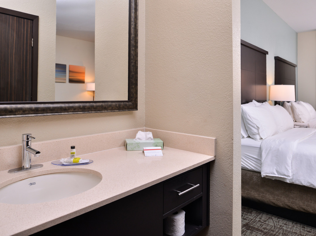 Staybridge Suites Wichita Falls By IHG主图