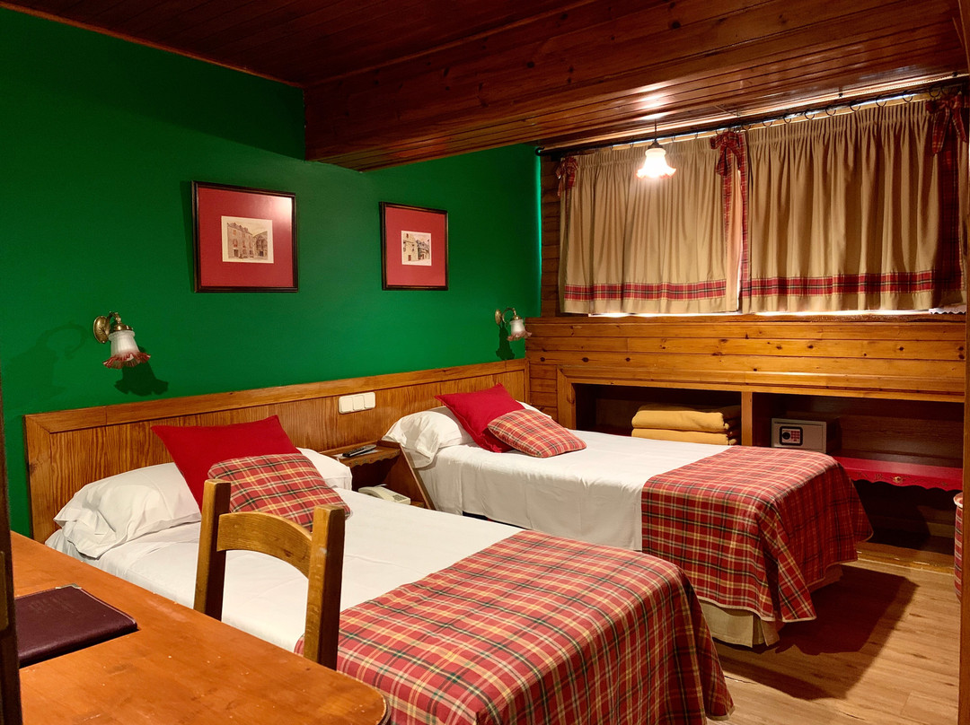 Hotel Aran La Abuela主图