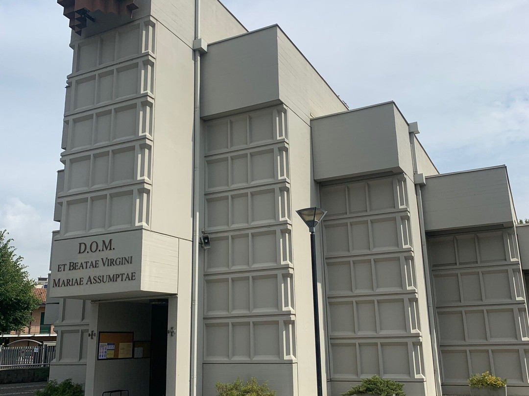 Chiesa della Beata Vergine Assunta-诺瓦米拉内塞必去景点