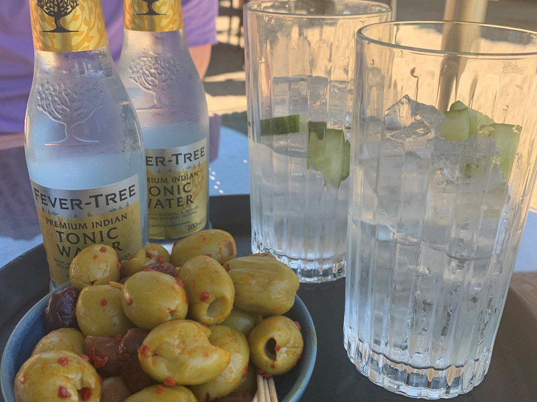 The Lensbury Resort主图