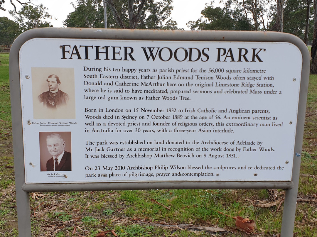 Father Woods Park景点图片