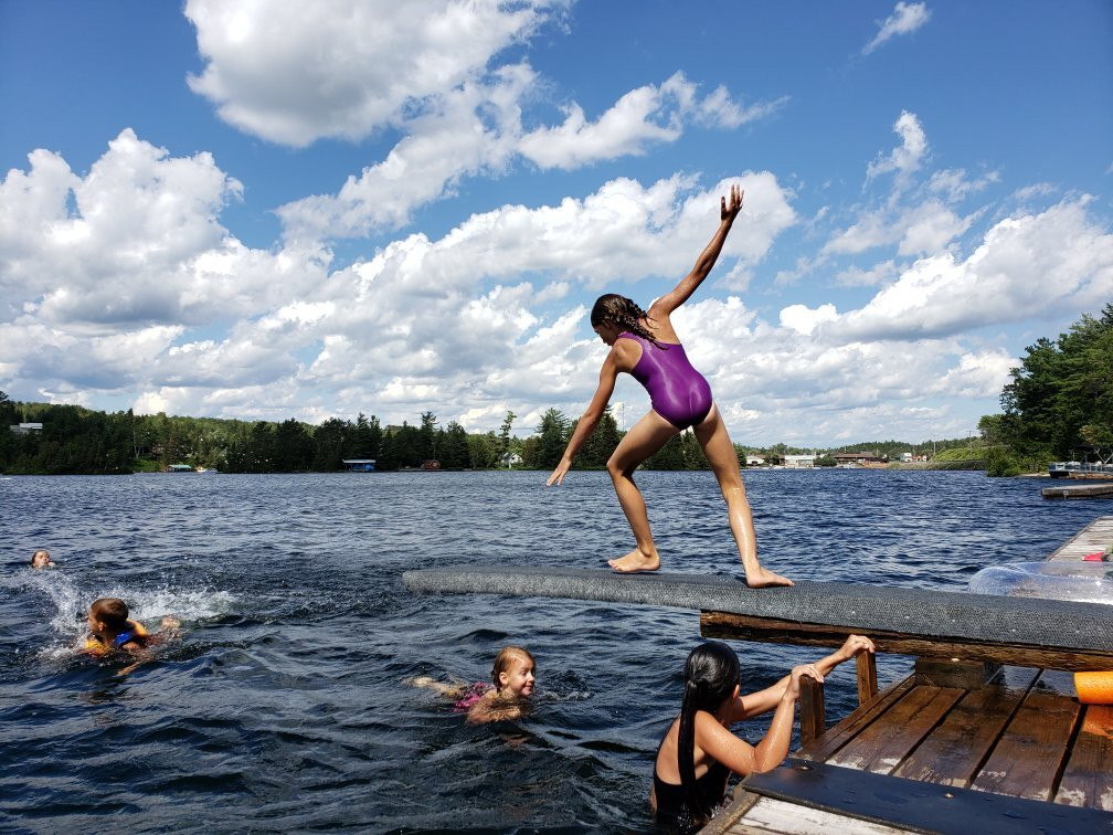 Temagami Shores Inn & Resort主图