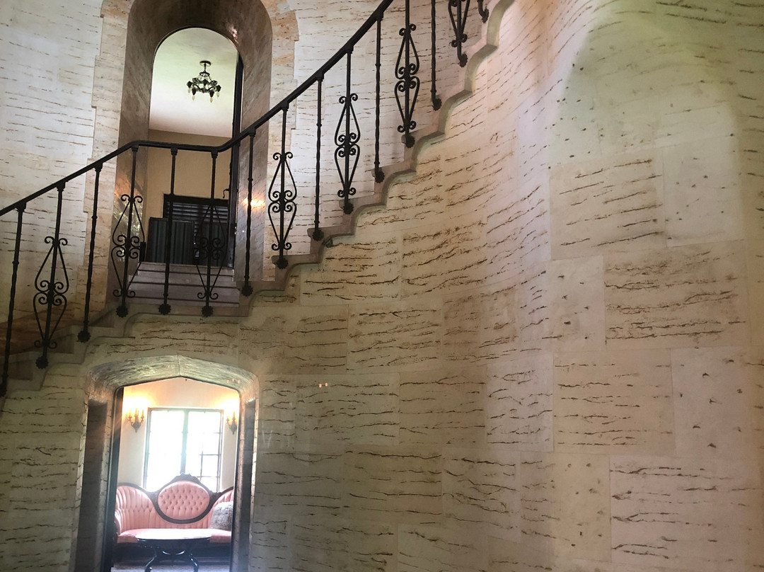 The Howey Mansion景点图片